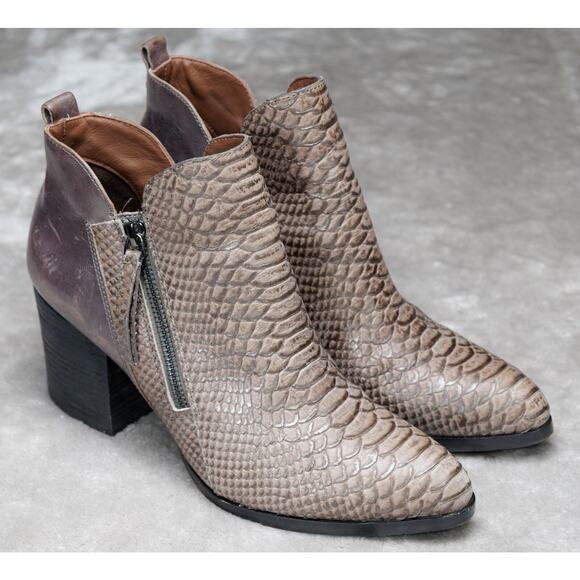 Donald J Pliner Edyn Taupe Brown Leather Snakeskin Ankle Boots Womens Size 8.5 - Picture 1 of 16